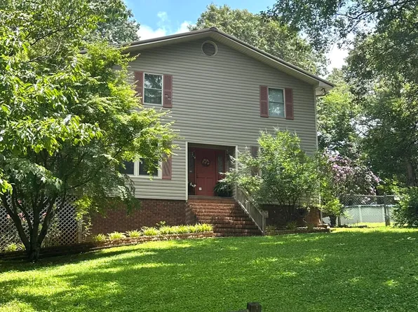 129 Pinecrest Dr SE, Cleveland, TN 37323