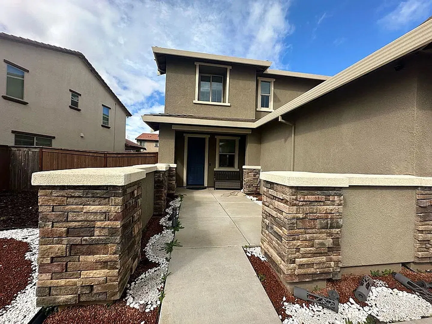 Beautifully maintained 4-bedroom, 3.5-bath, 3,427 sq ft in Rancho Cordova — Photo 2