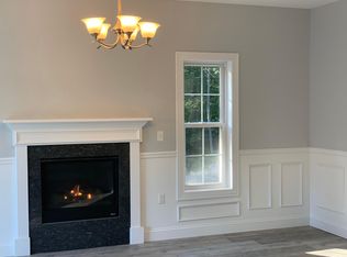 35 Chestnut Ave #C, Oakville, CT 06779