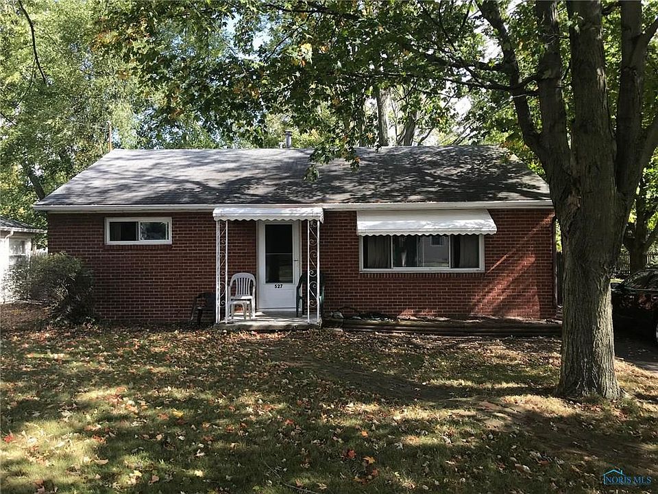 1st image of 527 S College Dr