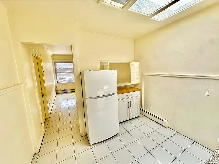 918 Hempstead Tpke #4 — Photo 4