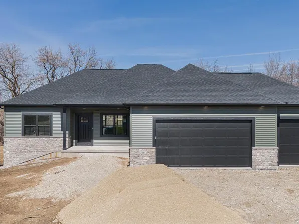 2855 Deer Path Court, Beloit, WI 53511