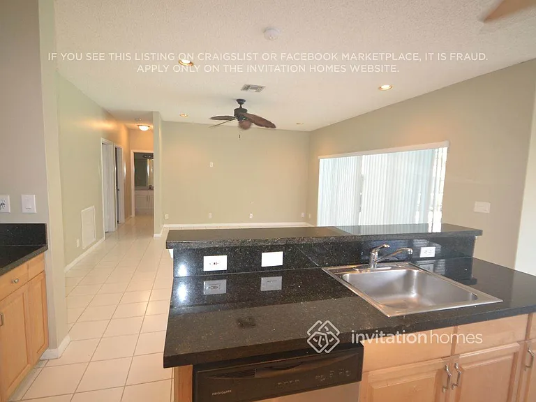 7170 Charleston Point Dr — Photo 7