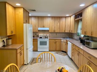 10 Christine Pl, Vernon Twp., NJ 07462