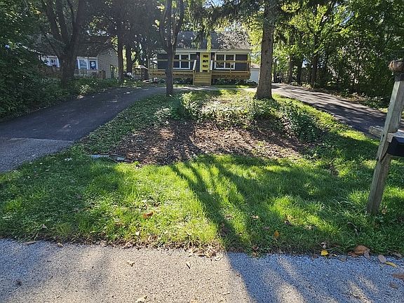 2nd image of 25817 W Brodie Dr