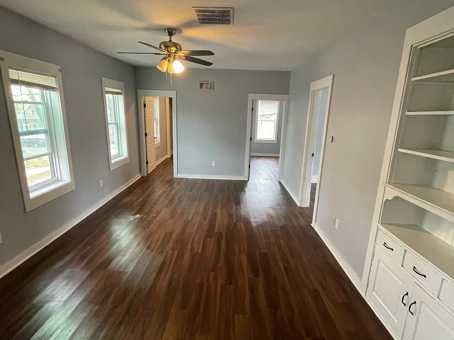 4 bed, 1000 sqft, $1,475 — Photo 3