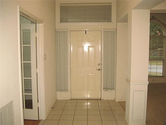 4th image of 5700 Rockport Ln