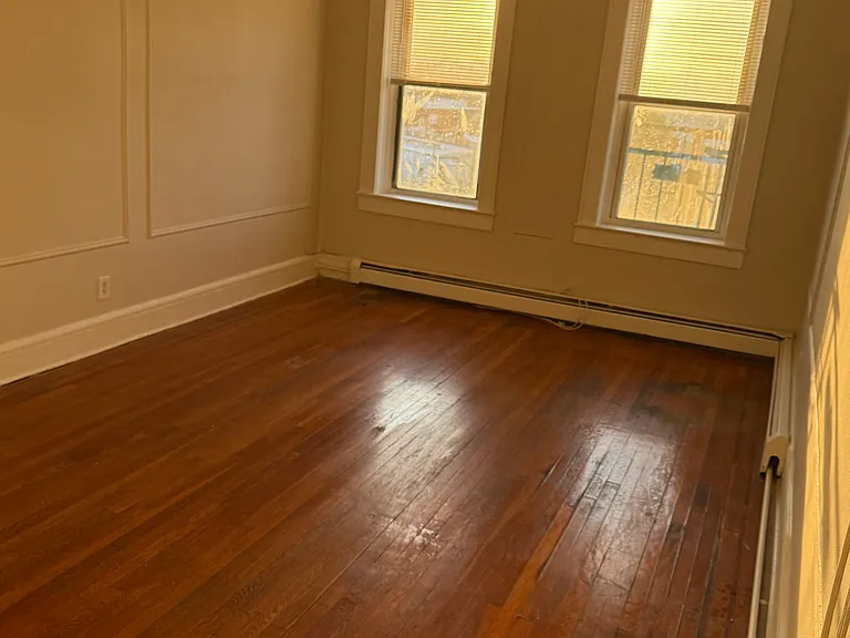 257 Kearny Ave #9 — Photo 5