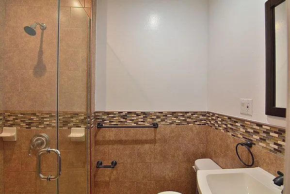 Rented by Hagstrom Management Inc | media 16