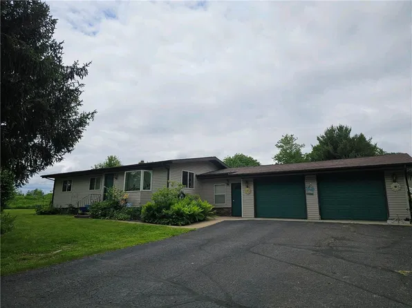1461 9th Avenue, Cumberland, WI 54829