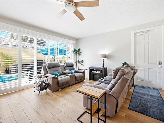 4th image of 8069 Chianti LN