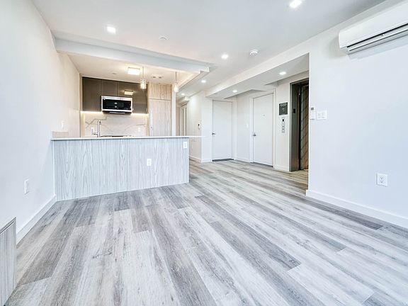 3rd image of 30-41 31st St #5A
