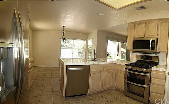 5th image of 39594 Casandra Ct