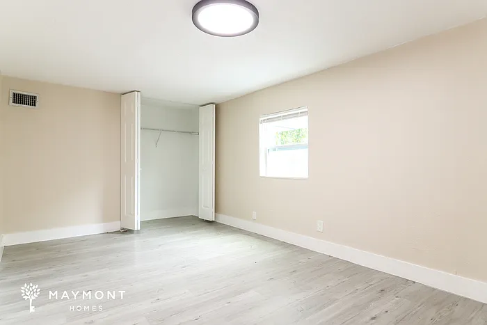 4718 13th Ave S — Photo 12