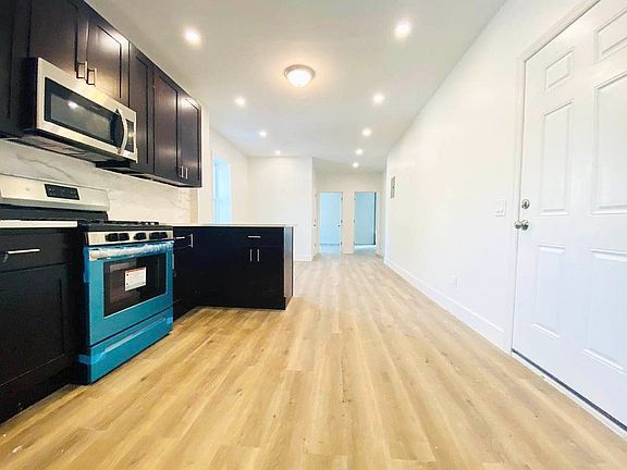 2nd image of 597 Greene Ave #2