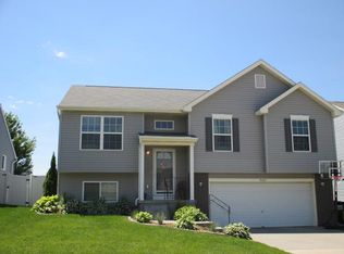 19367 Laci St, Omaha, NE 68135