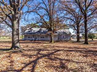14531 Hico Rd, Siloam Springs, AR 72761