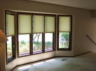 1337 Wilderness Run Dr, Eagan, MN 55123