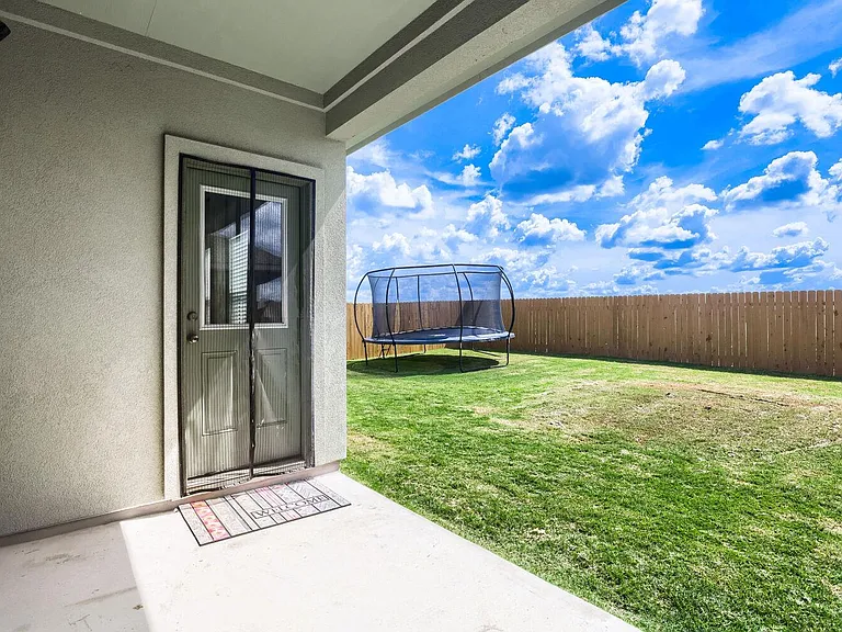1337 Aquilla Dr — Photo 26