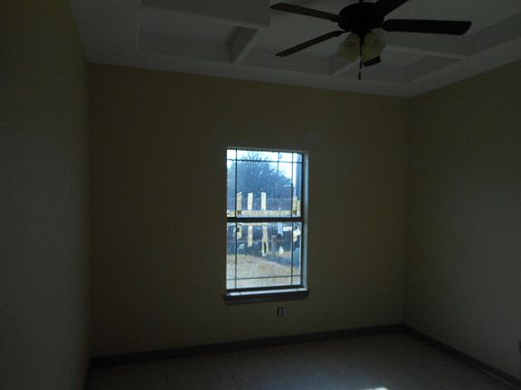 3rd image of 4022 Largo Dr