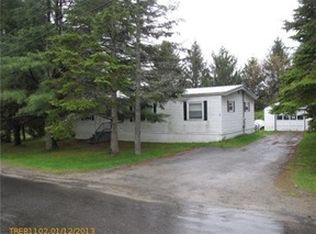 28 Costello Rd, Gardiner, ME 04345