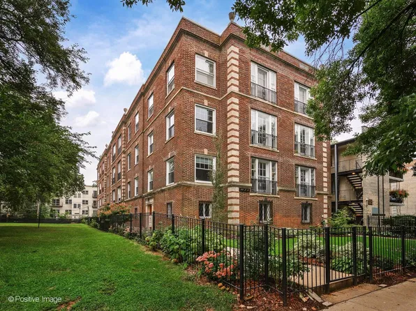 1117 W Lunt Ave APT 1B, Chicago, IL 60626