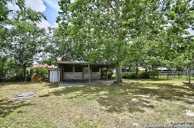 2619 Sleepy Glade St — Photo 18