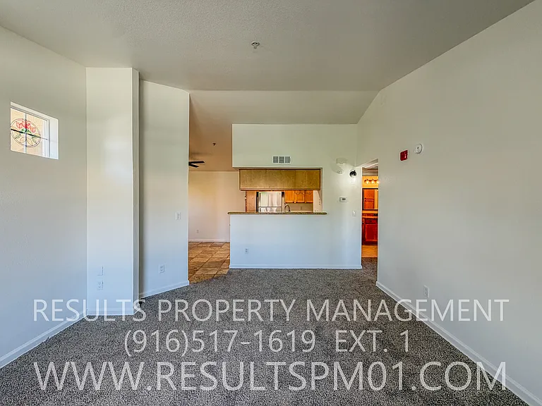 885 Halidon Way #1023 — Photo 8