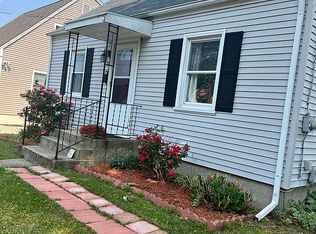 49 W Elderkin Ave, Groton, CT 06340