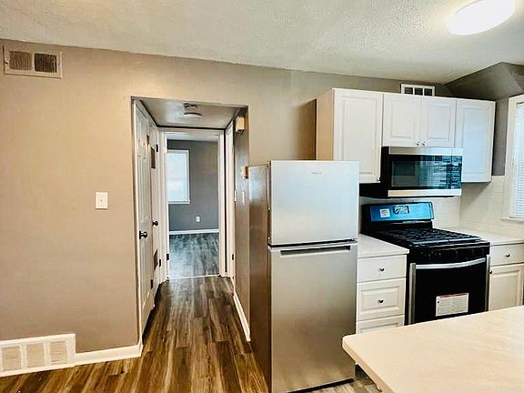 5th image of 1276 Cove Ave #5