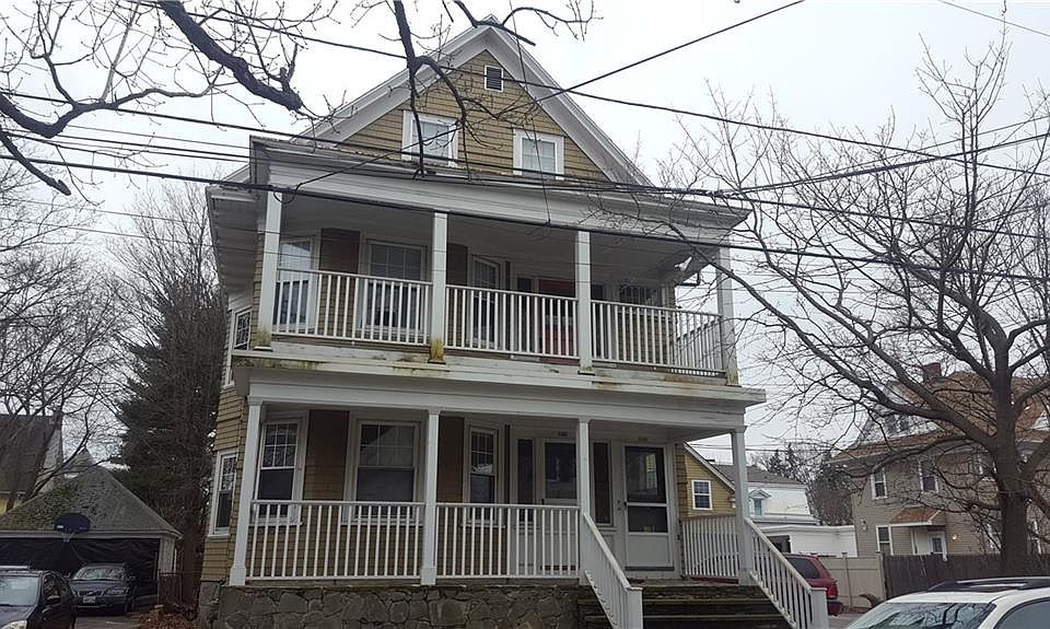 1st image of 330 Narragansett St