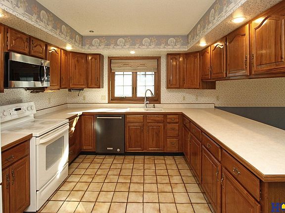 5th image of 6511 Campbell Dr