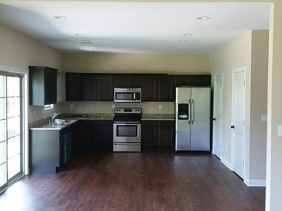 4th image of 505 McPeek Pl