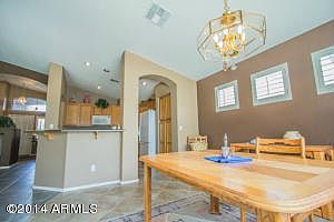 5th image of 185 W Oriole Way