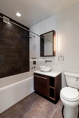 Rented by Mirador Real Estate | media 12