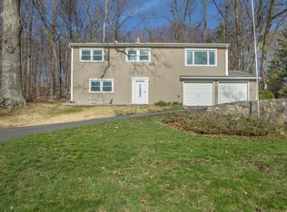 196 Shore Dr, Brewster, NY 10509