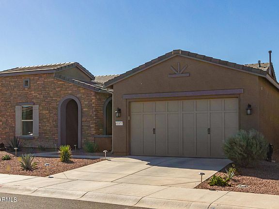 5th image of 41871 W Rosewood Lane