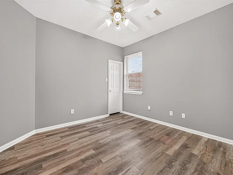 14531 Chestnut Falls Dr — Photo 36