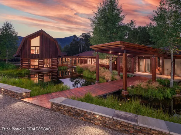 6515 N Granite Creek Rd, Wilson, WY 83014