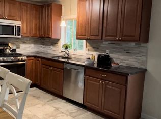 1 Forest Dr, East Northport, NY 11731