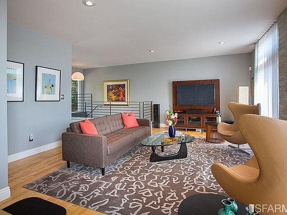 4th image of 242 Topaz Way