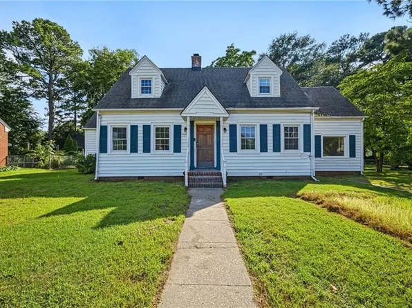 4407 Green Acres Pkwy, Portsmouth, VA 23703
