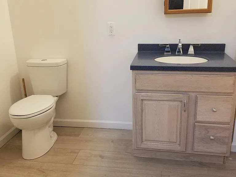 104J Quarry Rd #J — Photo 11