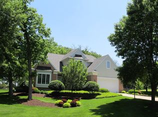 11520 Ellwood Greens Rd, Genoa, IL 60135