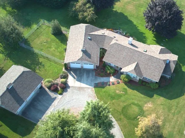 212 Letha Lane, Sequim, WA 98382