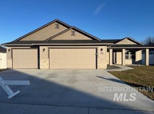 206 Pronghorn Ave, Fruitland, ID 83619