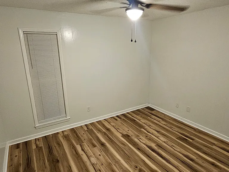 1773 Tissington Dr — Photo 14