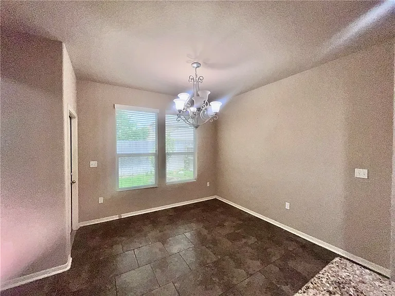 2113 Anacua St — Photo 14