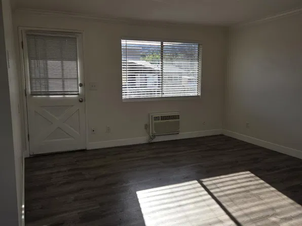 8529 Graham Ter, Santee, CA