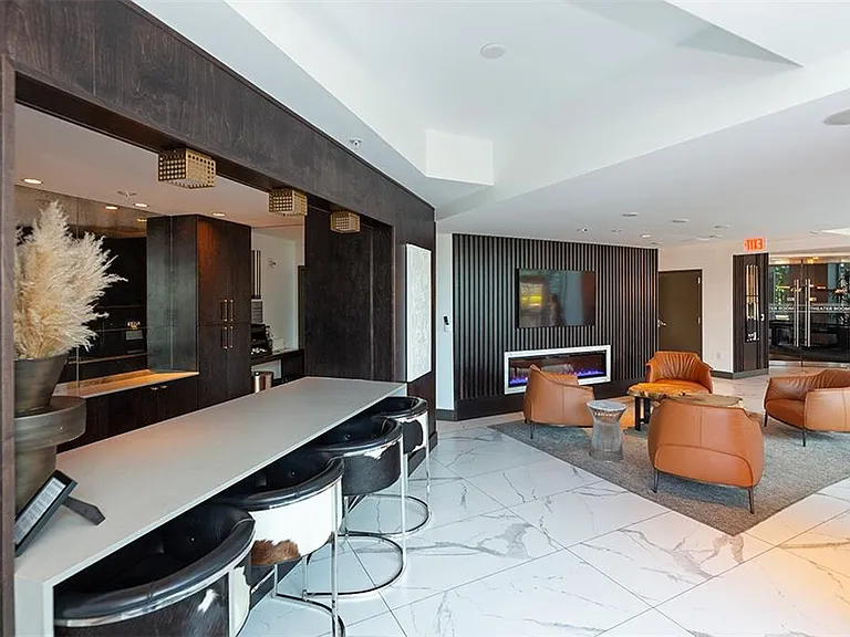 400 W Peachtree St NW #2310 — Photo 23